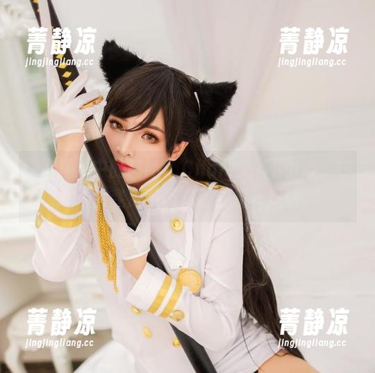 旗袍写真中的MiMi Chan：一不小心，妙趣横生变成了凤求凰的别样风情。